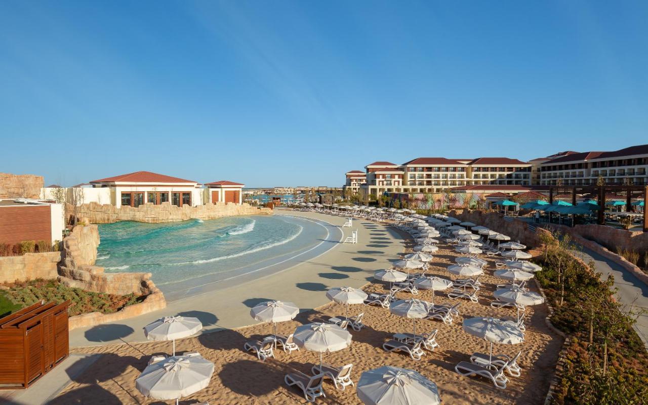 ホテル Rixos Water World Aktau - Theme Park Free Access エクステリア 写真